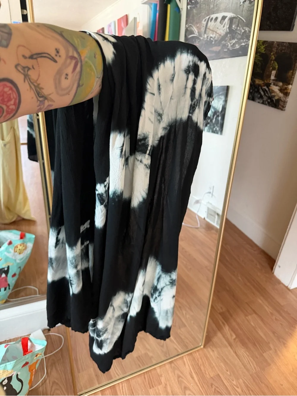 Black & Cream Tie-Dye Throw Shawl - Home Accents